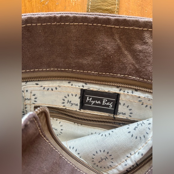 NEW Myra Bag Shoulder bag with regulator/ Neutral colors - Picture 9 of 12